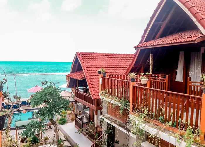 Ayu Laba Beach And Resto ロッジ Batununggul