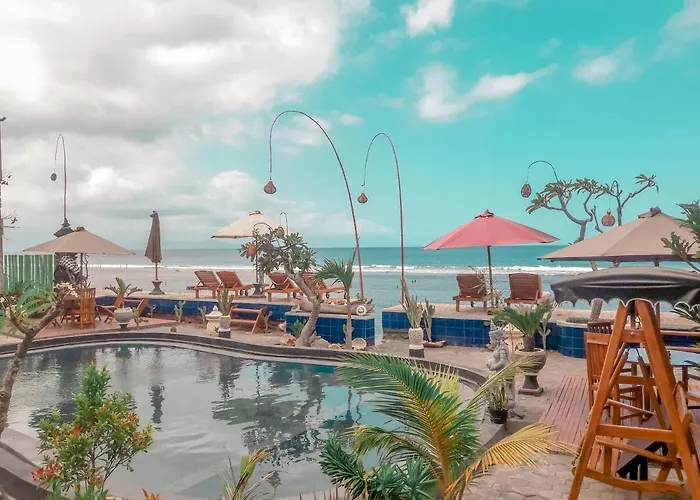 Ayu Laba Beach And Resto ロッジ *