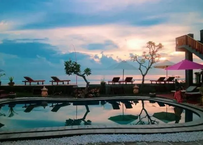 ロッジ Ayu Laba Beach And Resto